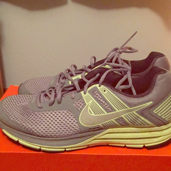 nike structure 16 women's